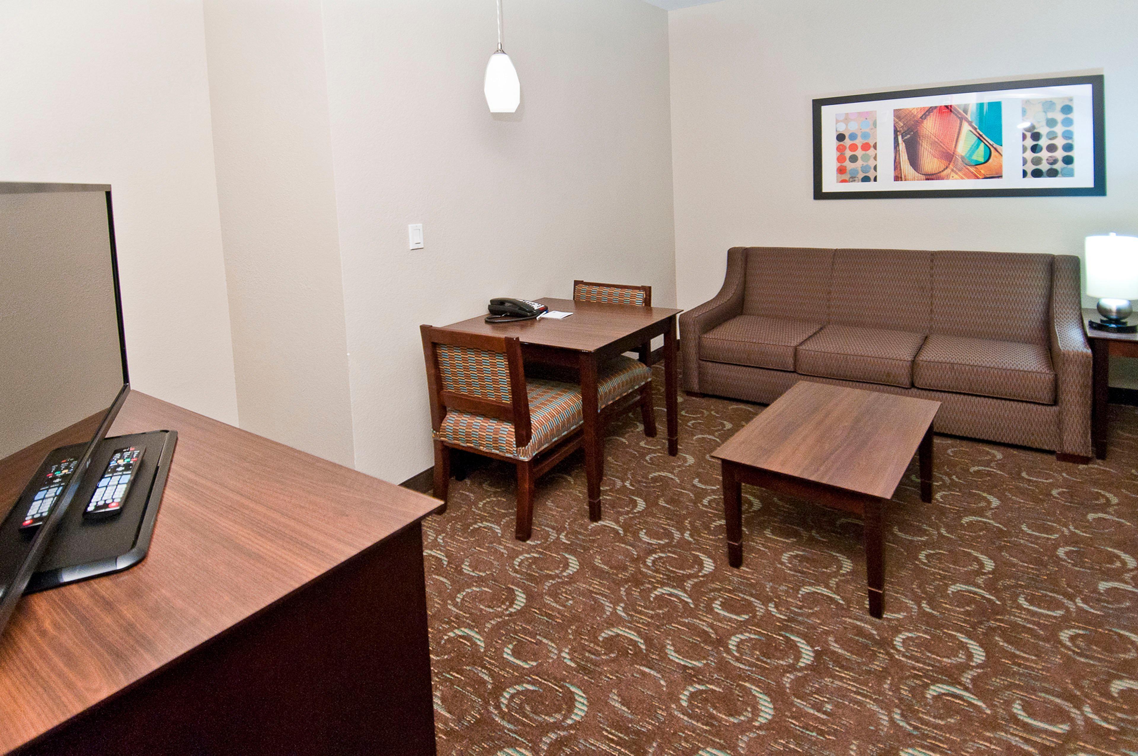 Holiday Inn Express & Suites San Antonio Frost Bank Center By Ihg Exteriér fotografie