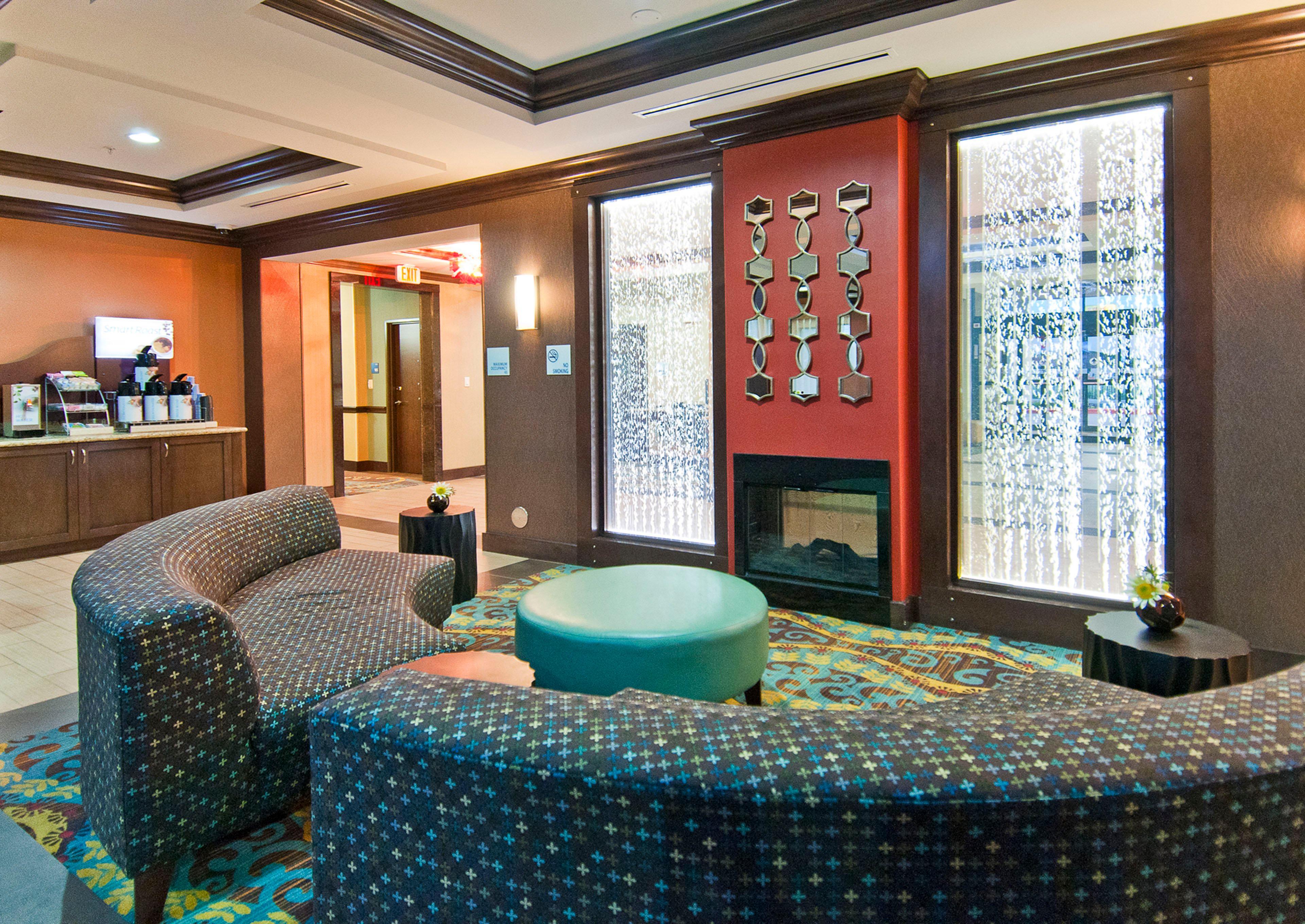 Holiday Inn Express & Suites San Antonio Frost Bank Center By Ihg Exteriér fotografie