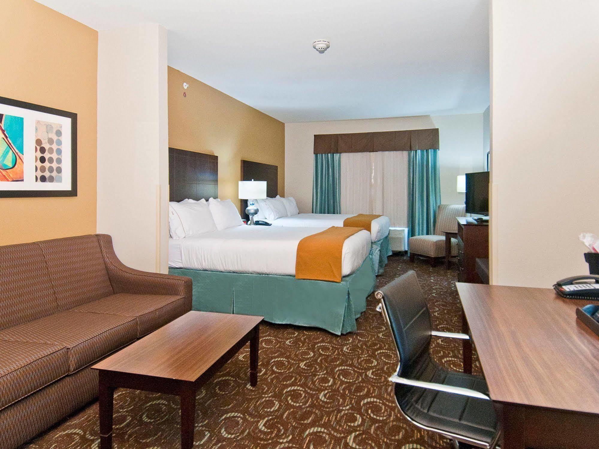 Holiday Inn Express & Suites San Antonio Frost Bank Center By Ihg Exteriér fotografie