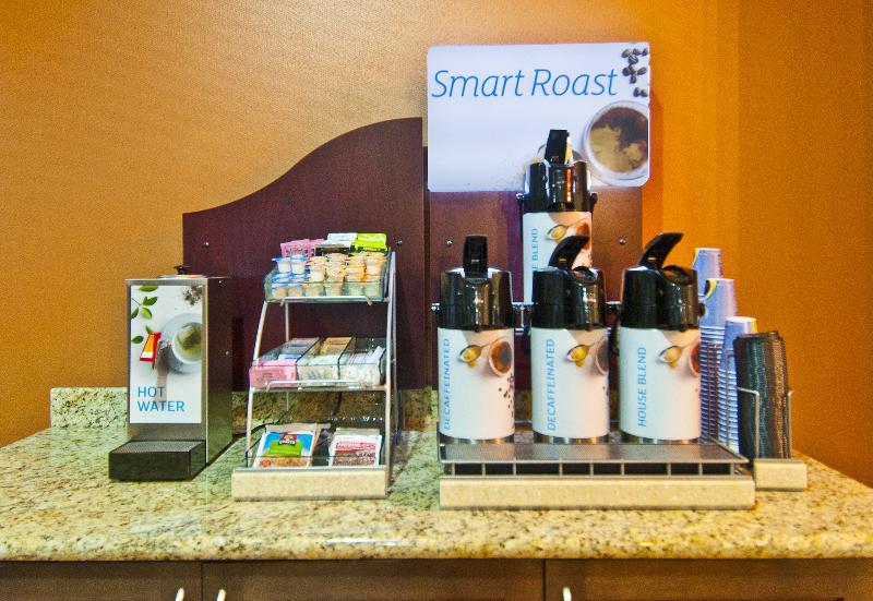 Holiday Inn Express & Suites San Antonio Frost Bank Center By Ihg Exteriér fotografie